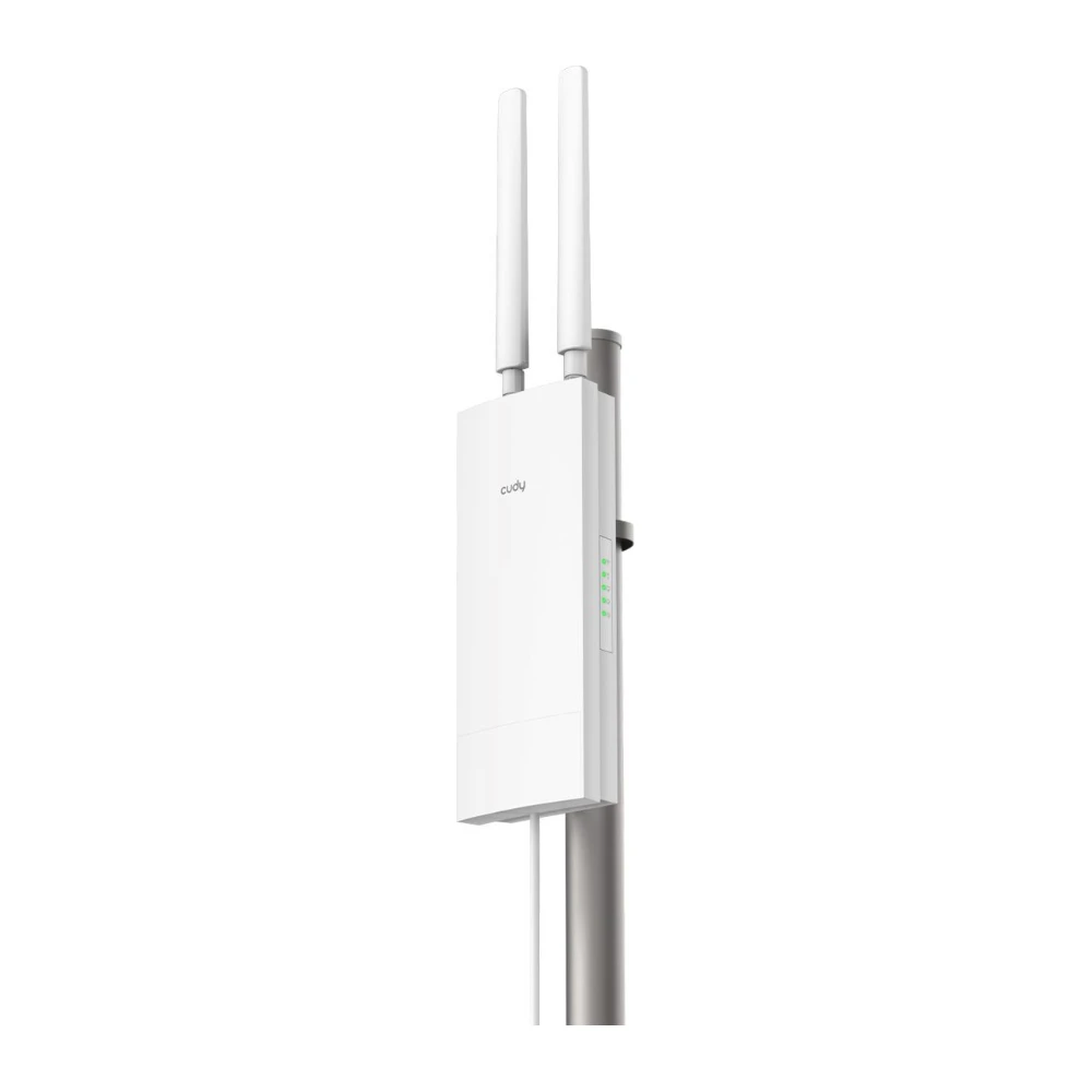 Cudy AC1200 outdoor Wi-Fi access point mounted on a pole